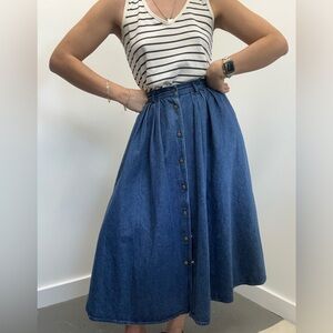 *SOLD* Gloria Vanderbilt Vintage 90's High Rise Denim A-line Full Midi Skirt